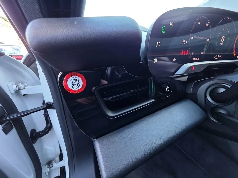 2021 Porsche Taycan - Image 13 of 19