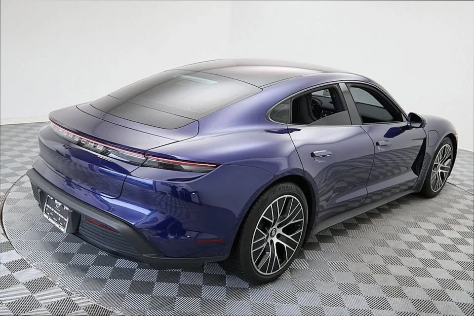 2021 Porsche Taycan - Image 13 of 18