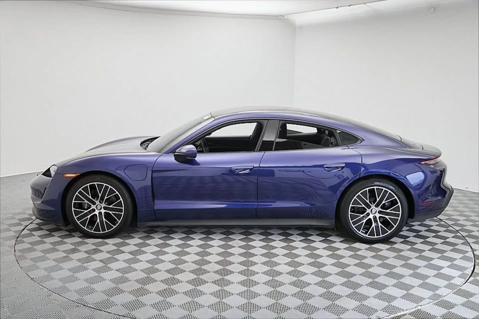 2021 Porsche Taycan - Image 7 of 18