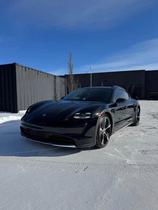 2021 Porsche Taycan 4S - Image 4 of 10
