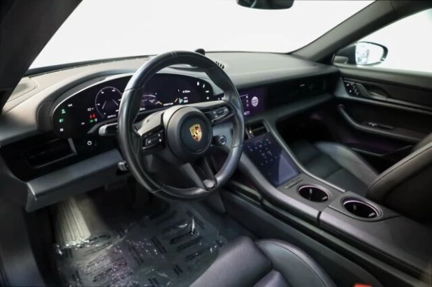2021 Porsche Taycan 4S - Image 7 of 16