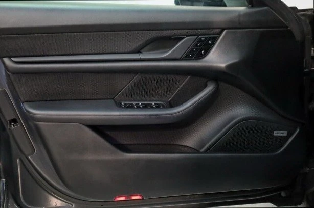 2021 Porsche Taycan 4S - Image 16 of 16