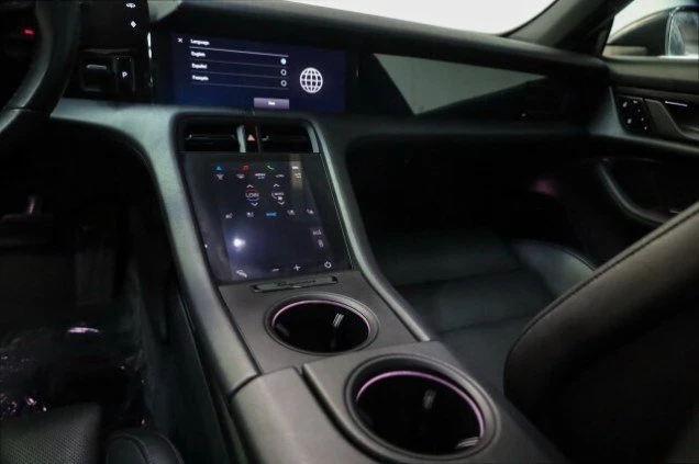 2021 Porsche Taycan 4S - Image 15 of 16