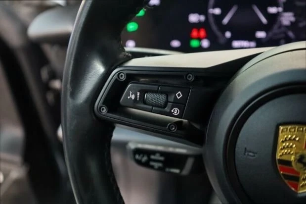 2021 Porsche Taycan 4S - Image 10 of 16
