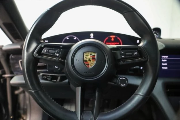 2021 Porsche Taycan 4S - Image 9 of 16