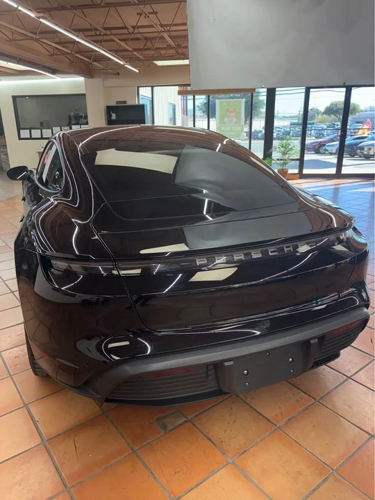 2021 Porsche Taycan - Image 5 of 9