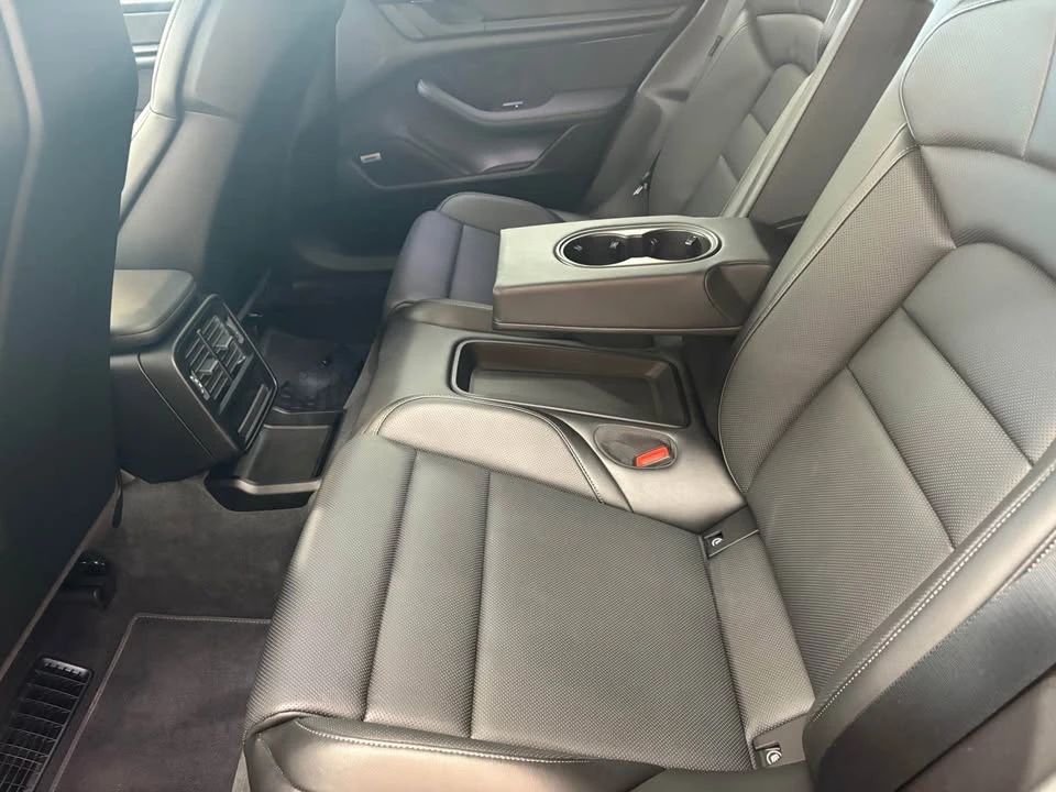 2021 Porsche Taycan - Image 9 of 9