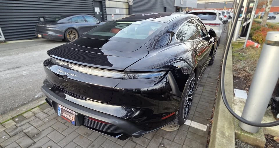 2021 Porsche Taycan Turbo - Image 4 of 13