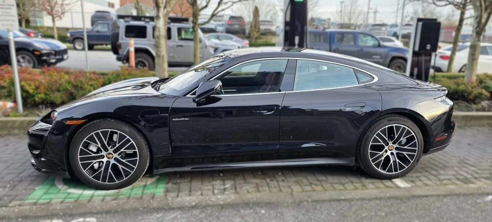 2021 Porsche Taycan Turbo - Image 3 of 13