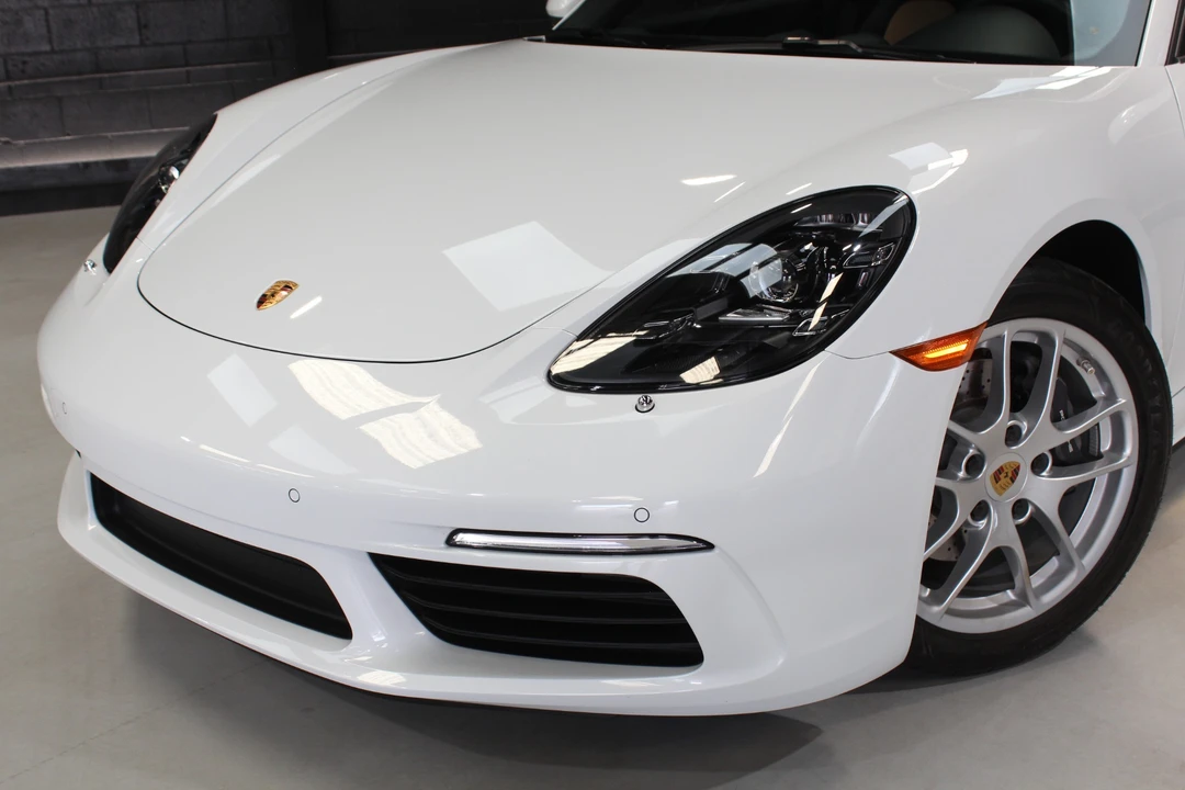 2021 Porsche 718 Boxster - Image 11 of 31
