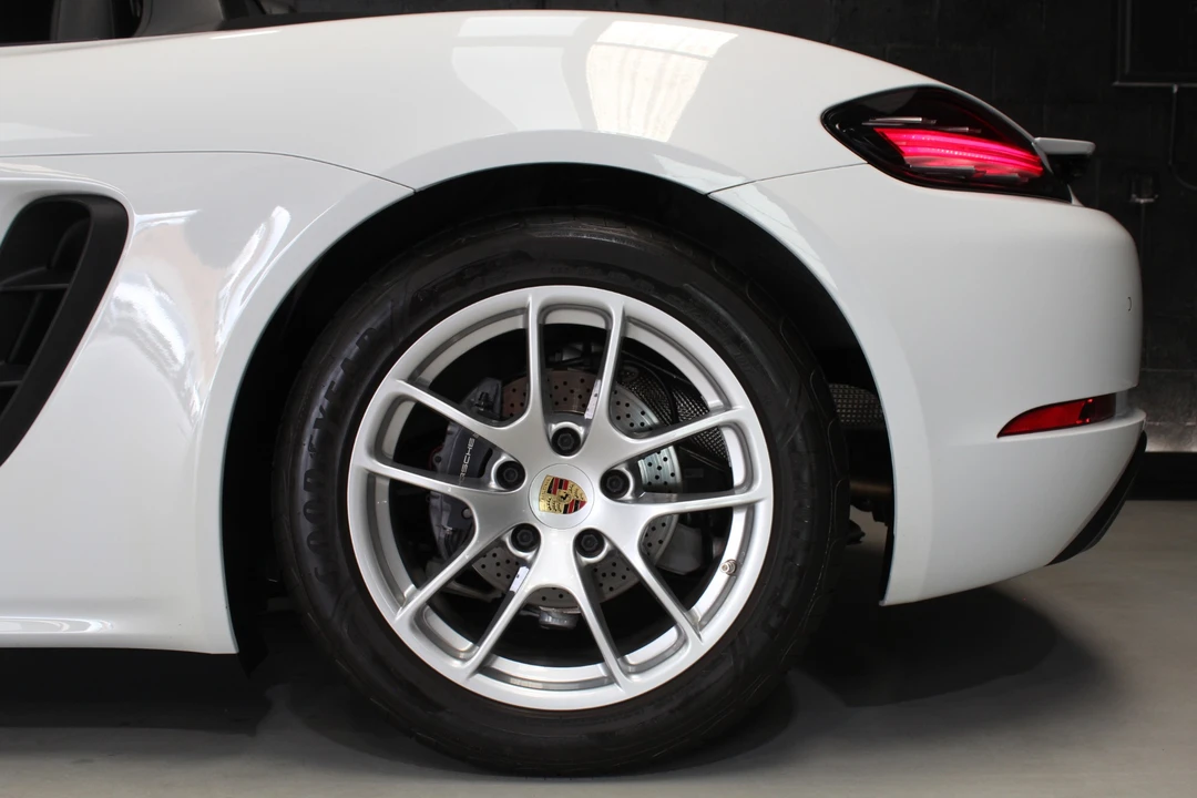 2021 Porsche 718 Boxster - Image 6 of 31