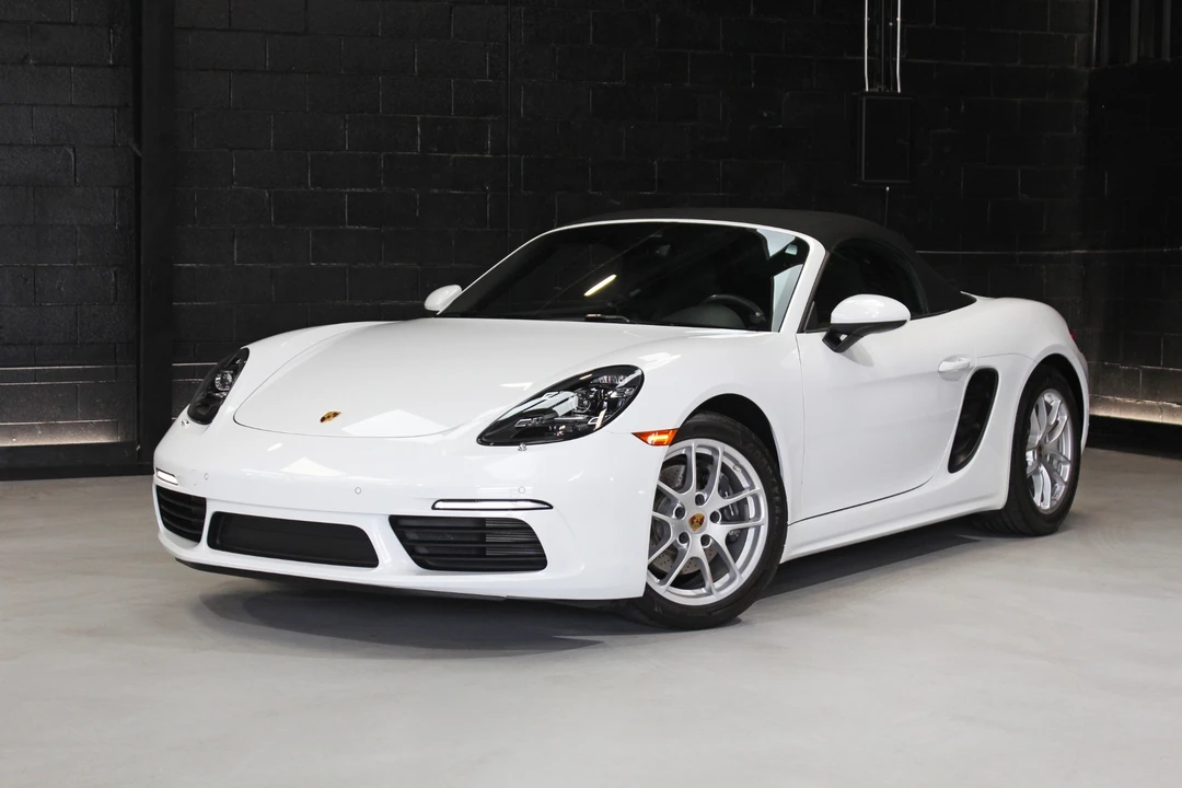 2021 Porsche 718 Boxster - Image 10 of 31
