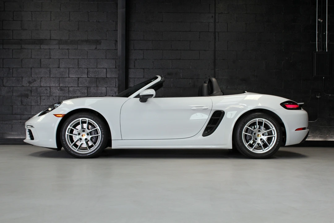 2021 Porsche 718 Boxster - Image 4 of 31