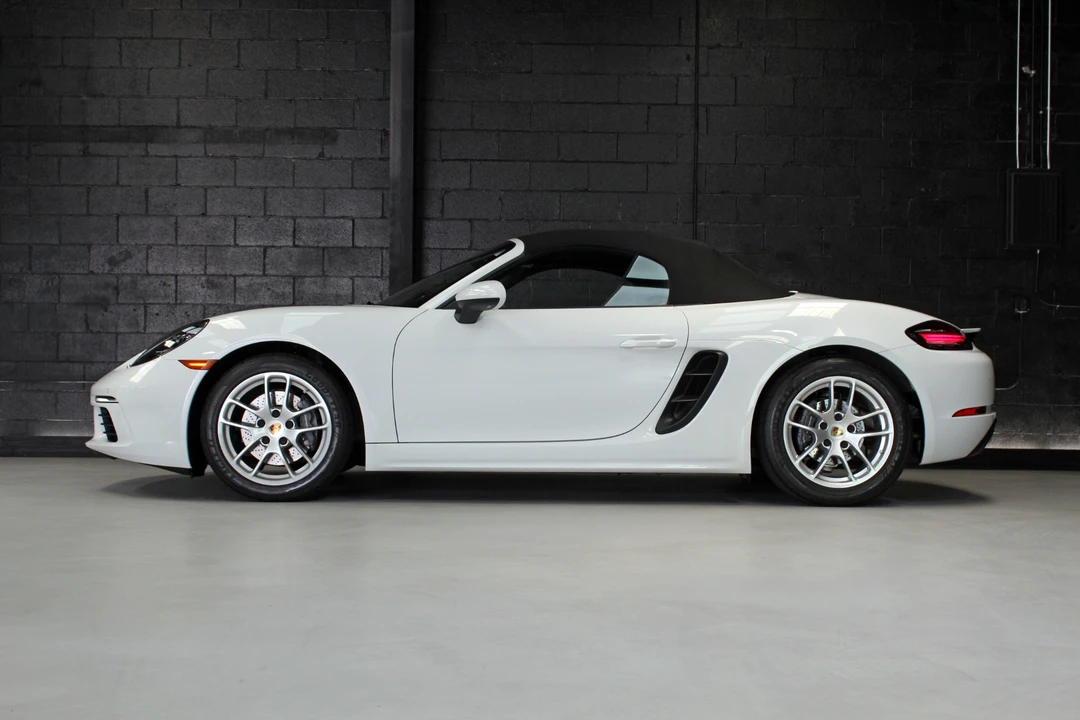 2021 Porsche 718 Boxster - Image 3 of 31