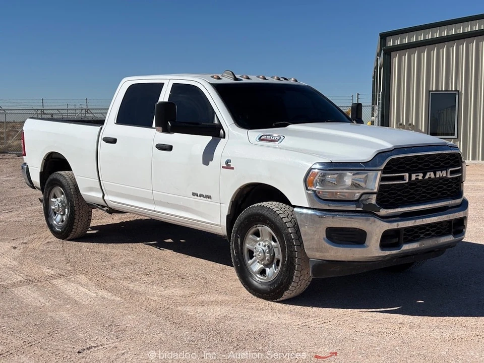 2021 Ram 2500 - Image 2 of 12