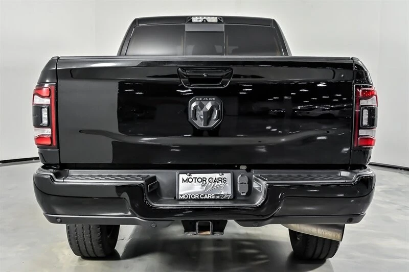 2021 Ram 2500 - Image 8 of 30
