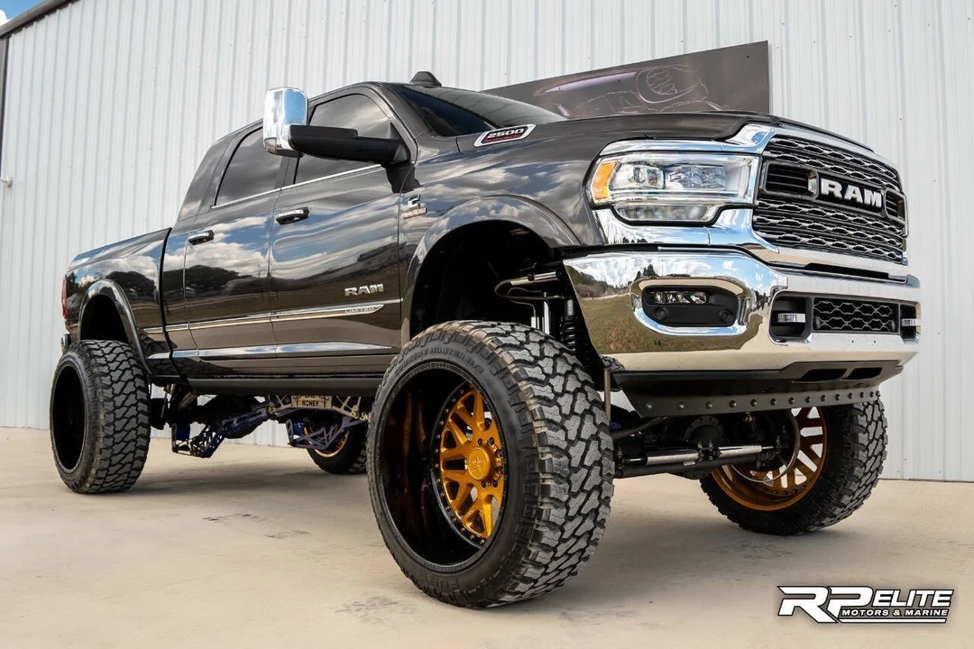 2021 Ram 2500 - Image 16 of 21