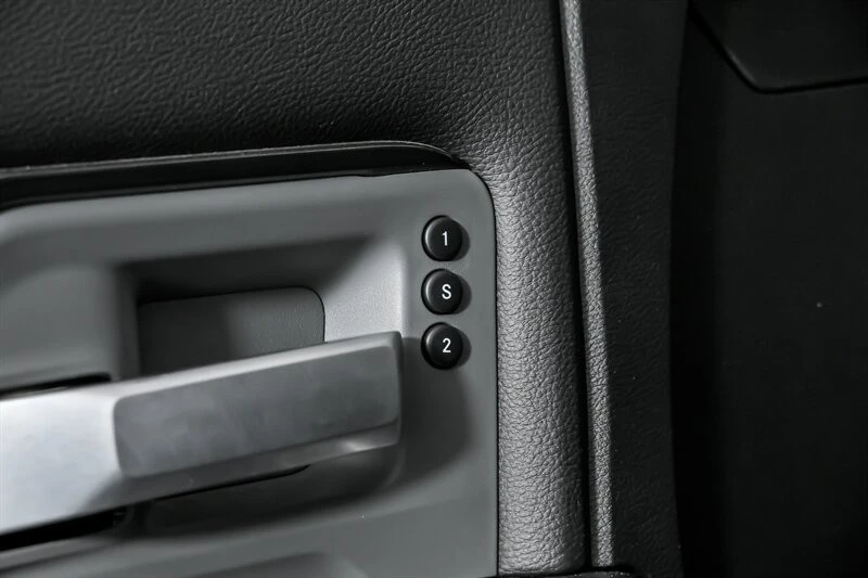 2021 Ram 2500 - Image 14 of 31