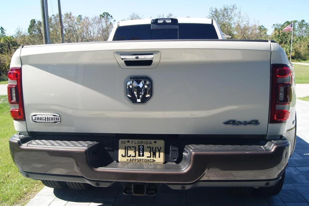 2021 Ram 3500 - Image 5 of 7