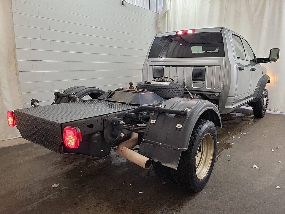2021 Ram 4500 & 5500 - Image 3 of 5