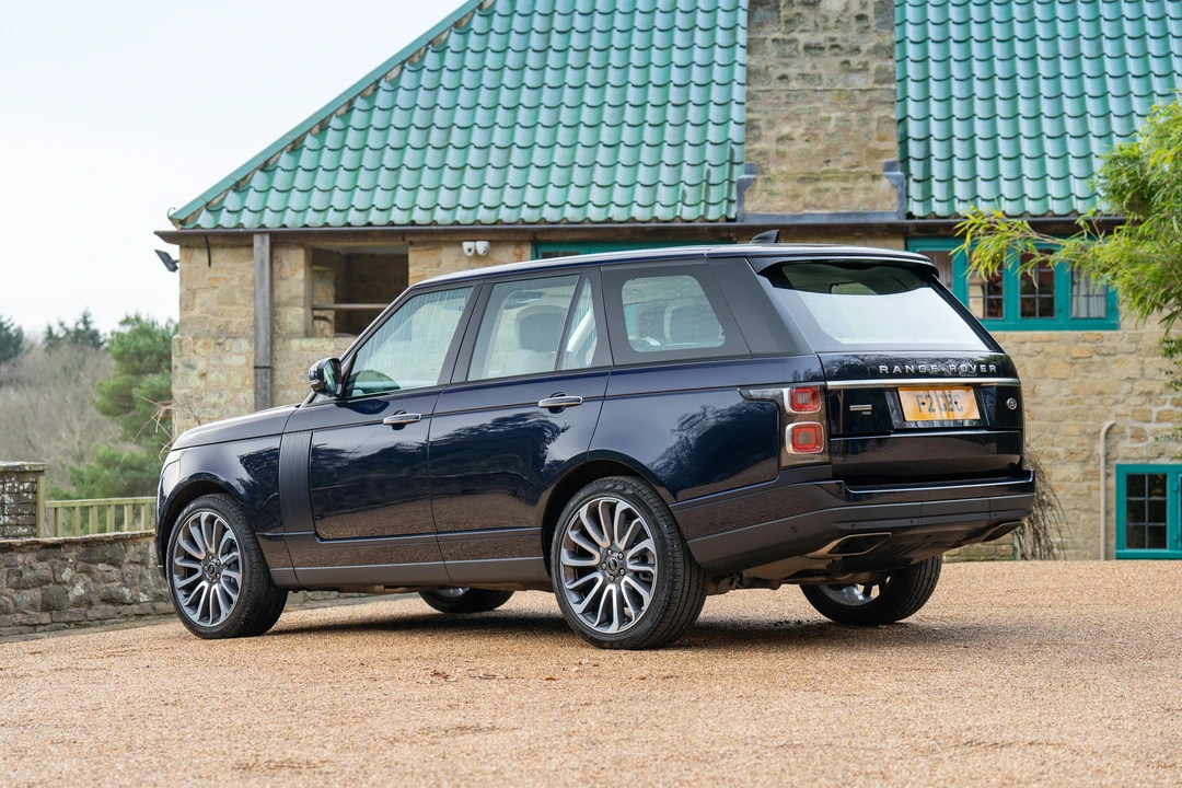 2021 Land Rover Range Rover L405 - Image 8 of 31