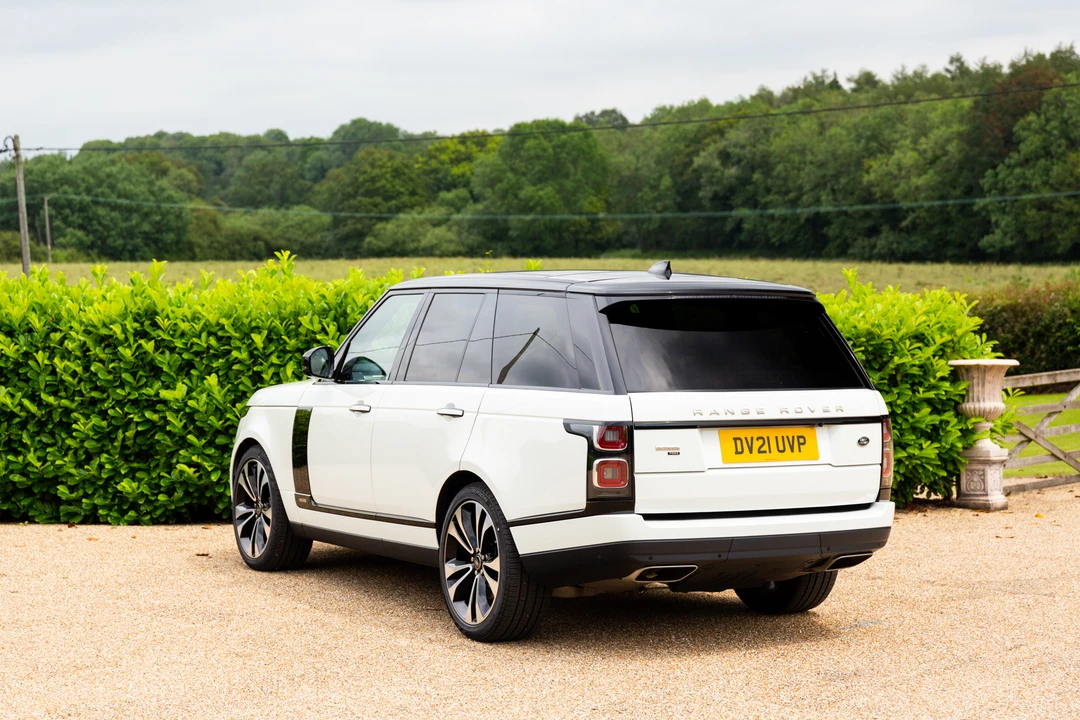 2021 Land Rover Range Rover L405 - Image 2 of 30