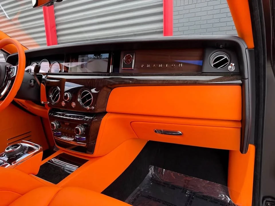 2021 Rolls-Royce Phantom VIII - Image 11 of 20