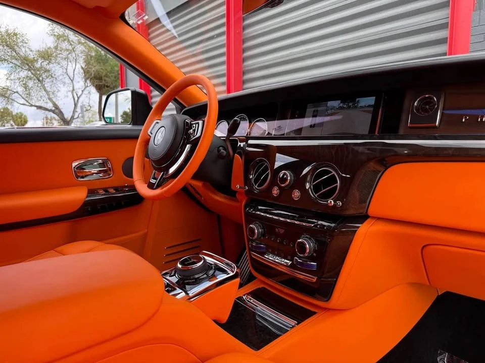 2021 Rolls-Royce Phantom VIII - Image 10 of 21