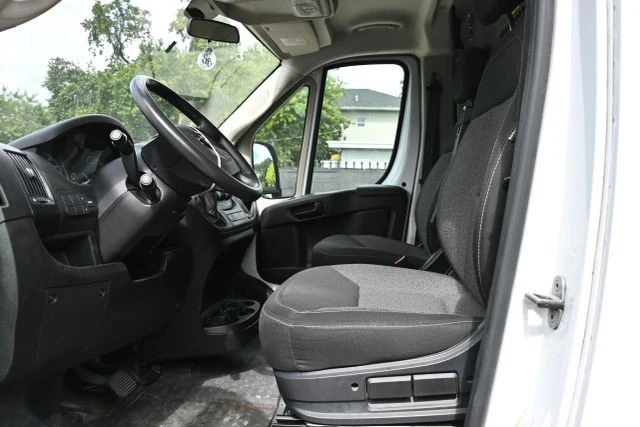 2021 Ram 1500 2nd Gen - Image 9 of 14