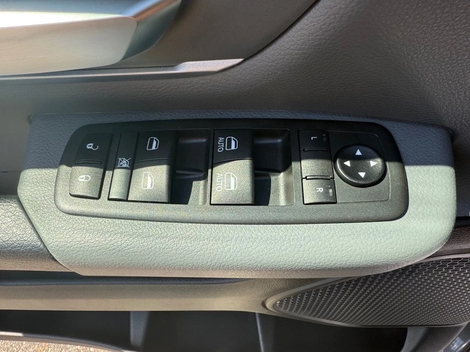 2021 Ram 1500 2nd Gen - Image 14 of 21