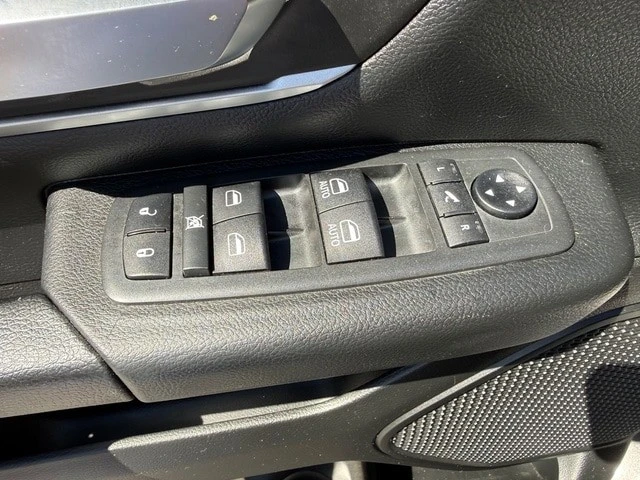 2021 Ram 1500 2nd Gen - Image 13 of 31