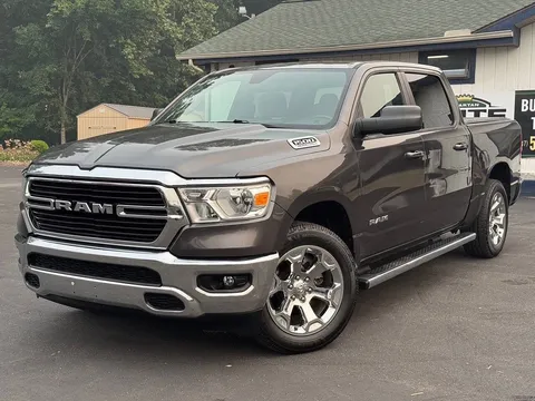 2021 Ram 1500 Big Horn 4x4 Crew Cab 5.6 ft. SB Pickup