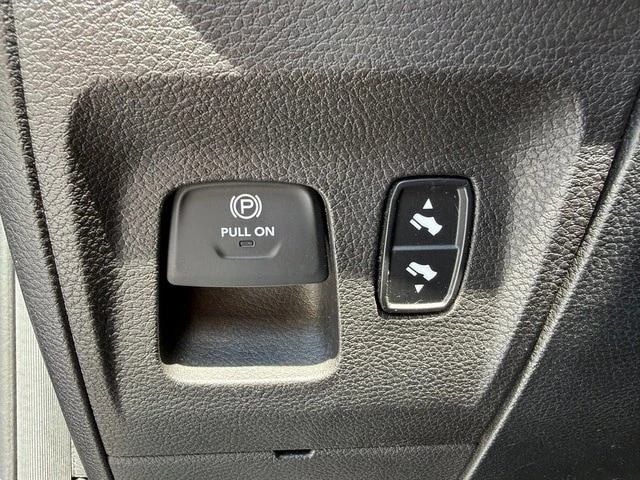 2021 Ram 1500 2nd Gen - Image 15 of 31