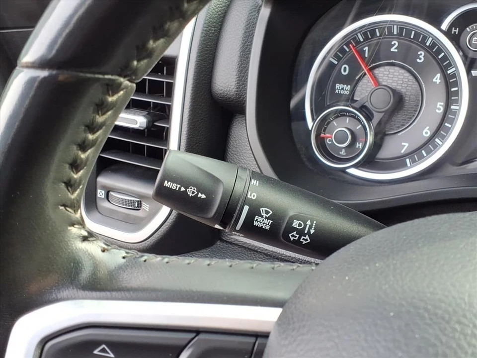 2021 Ram 1500 2nd Gen - Image 10 of 12