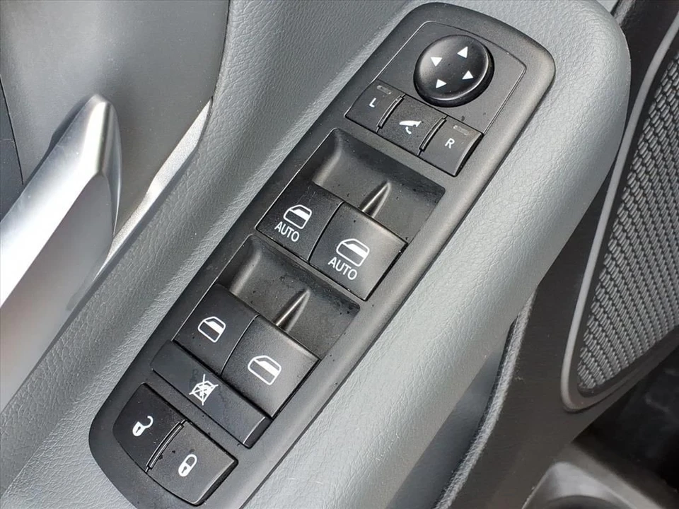 2021 Ram 1500 2nd Gen - Image 8 of 12