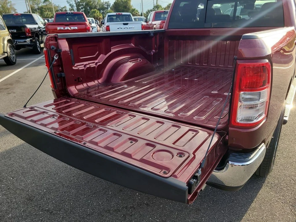 2021 Ram 1500 2nd Gen - Image 8 of 12