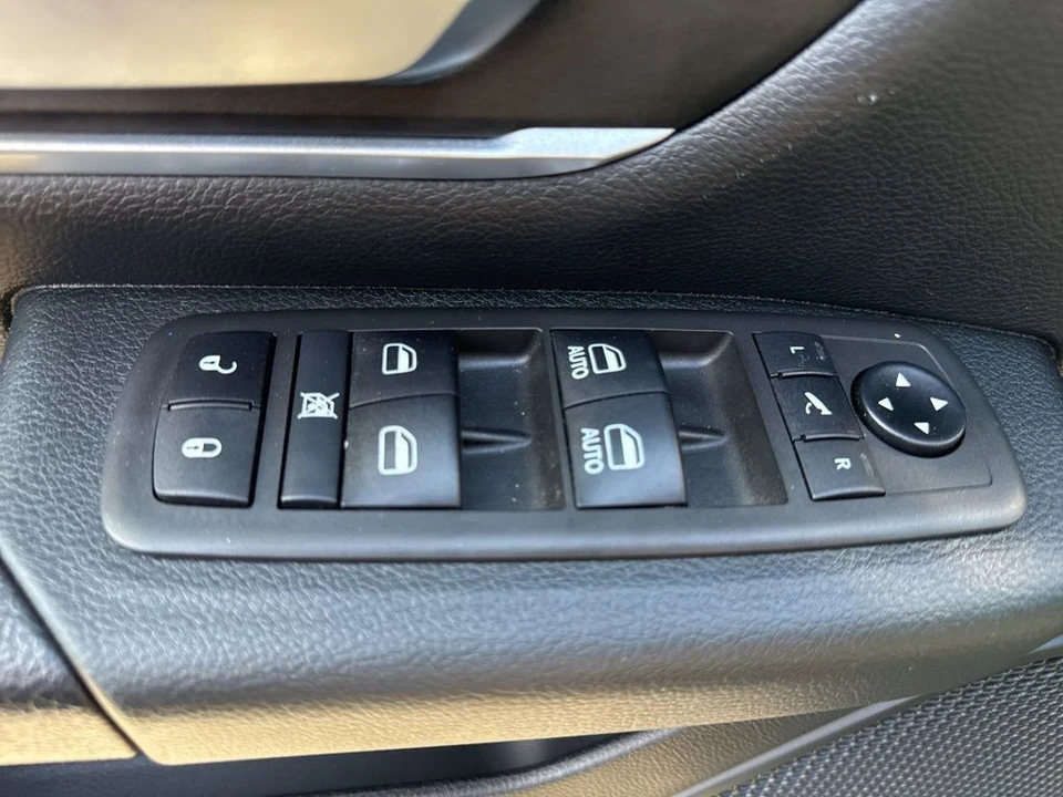 2021 Ram 1500 2nd Gen - Image 27 of 31