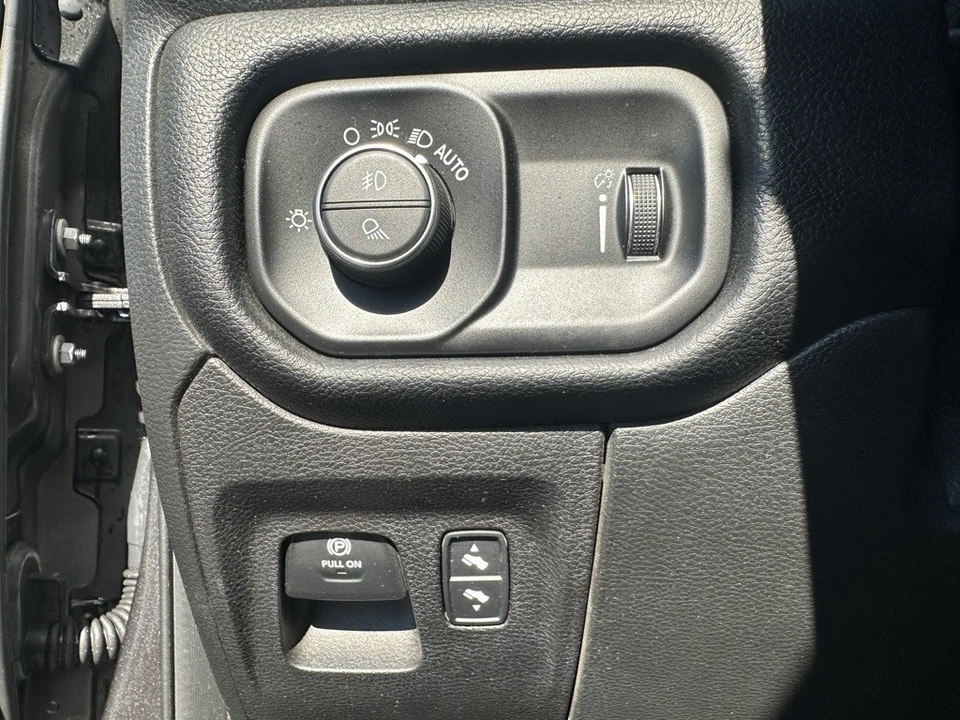 2021 Ram 1500 2nd Gen - Image 5 of 12