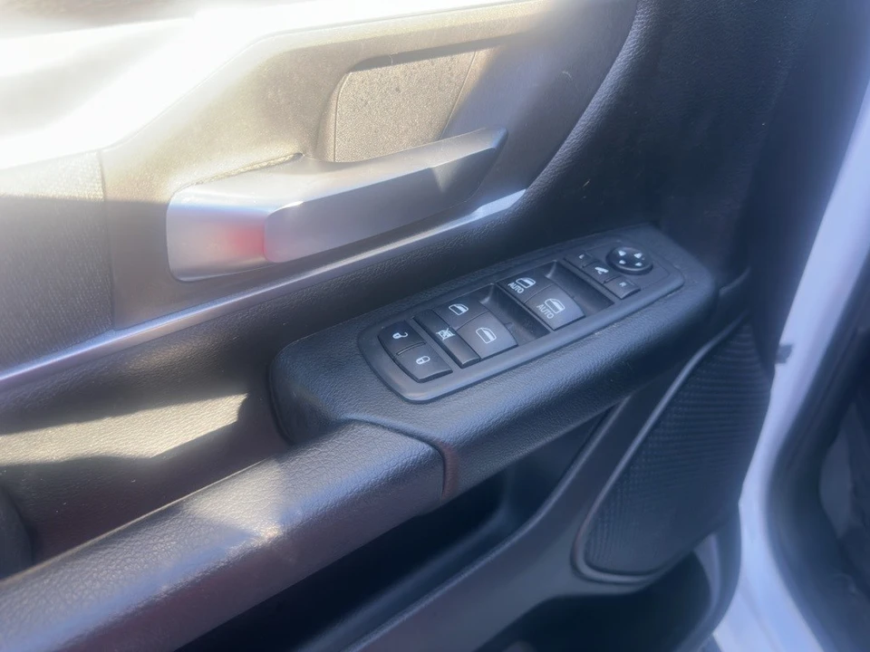 2021 Ram 1500 2nd Gen - Image 4 of 12