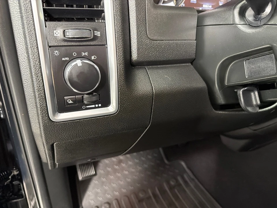 2021 Ram 1500 2nd Gen - Image 14 of 21