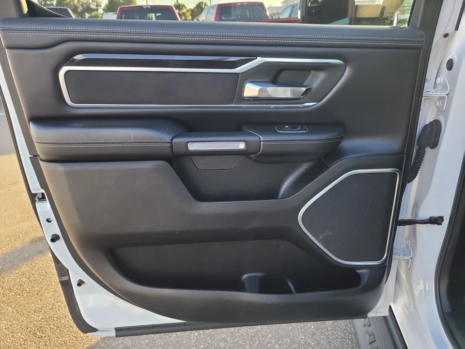 2021 Ram 1500 2nd Gen - Image 9 of 12