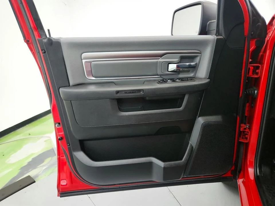 2021 Ram 1500 2nd Gen - Image 21 of 31