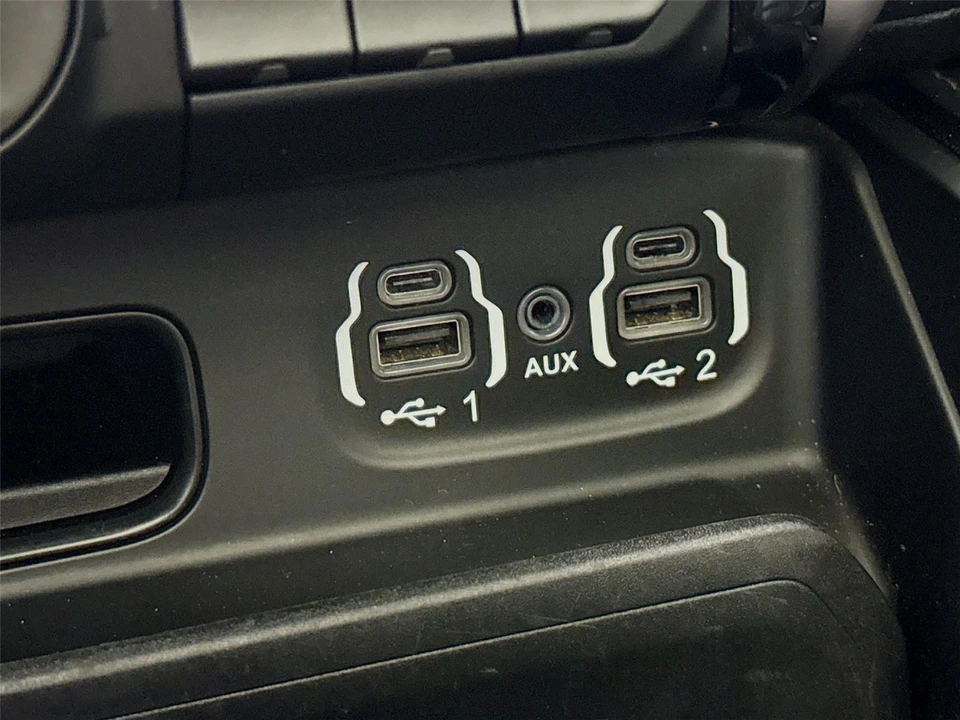 2021 Ram - Image 16 of 31