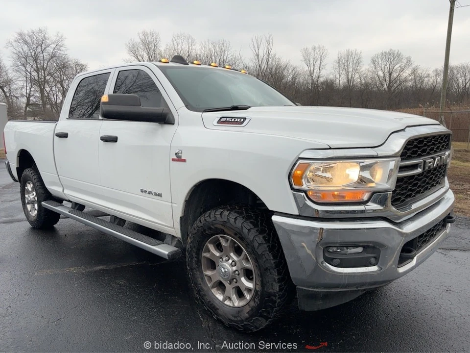 2021 Ram 2500 - Image 2 of 12