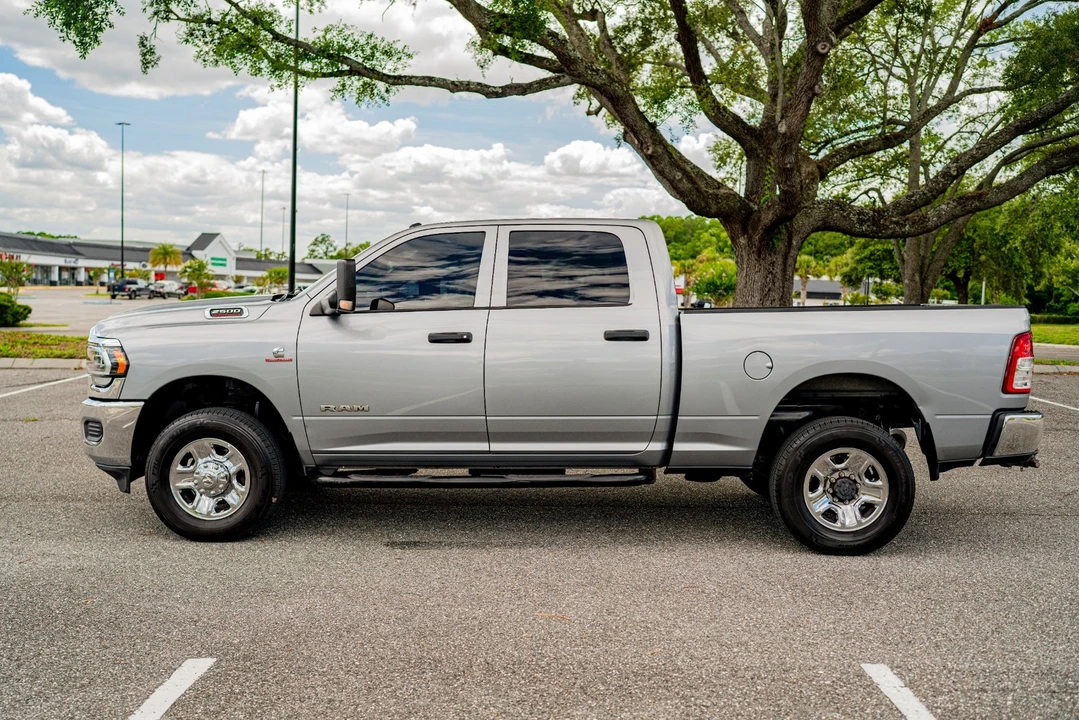 2021 Ram 2500 - Image 4 of 31