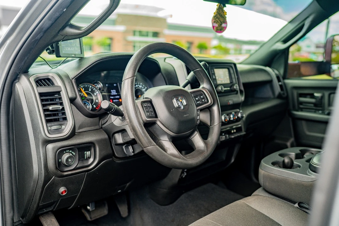 2021 Ram 2500 - Image 8 of 31