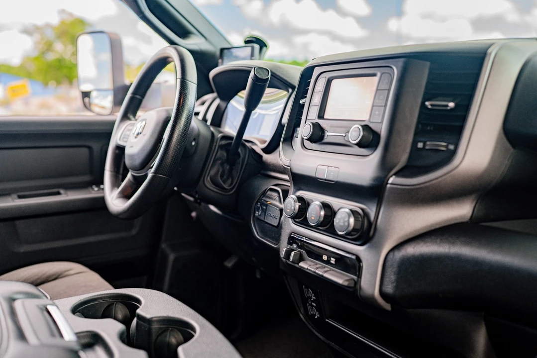 2021 Ram 2500 - Image 17 of 31