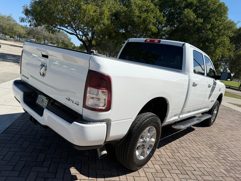 2021 Ram 2500 - Image 9 of 21