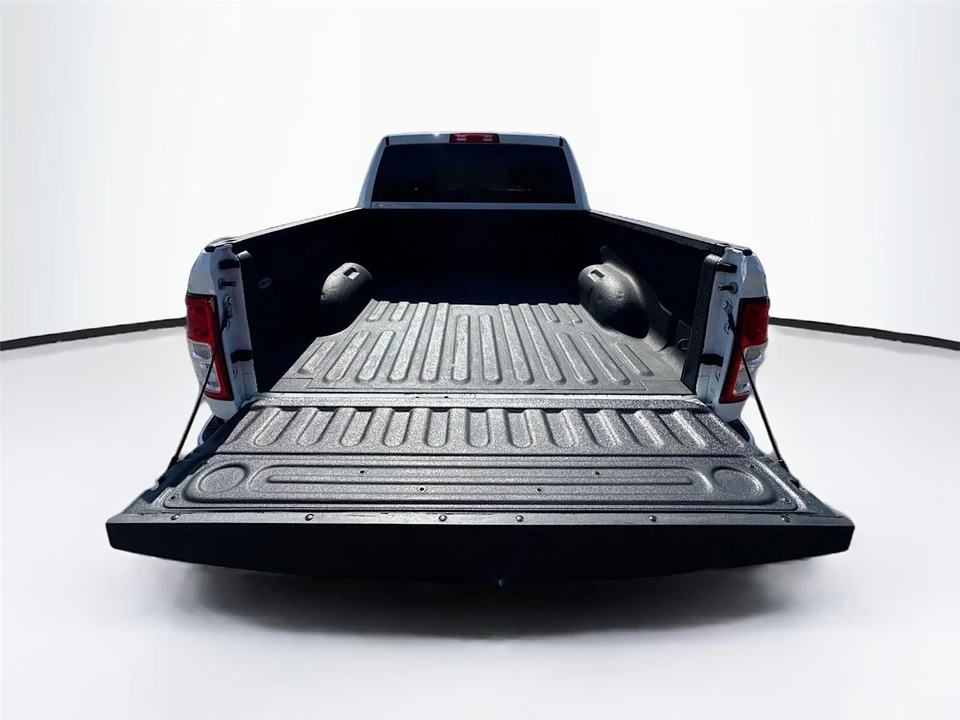 2021 Ram 2500 - Image 17 of 31