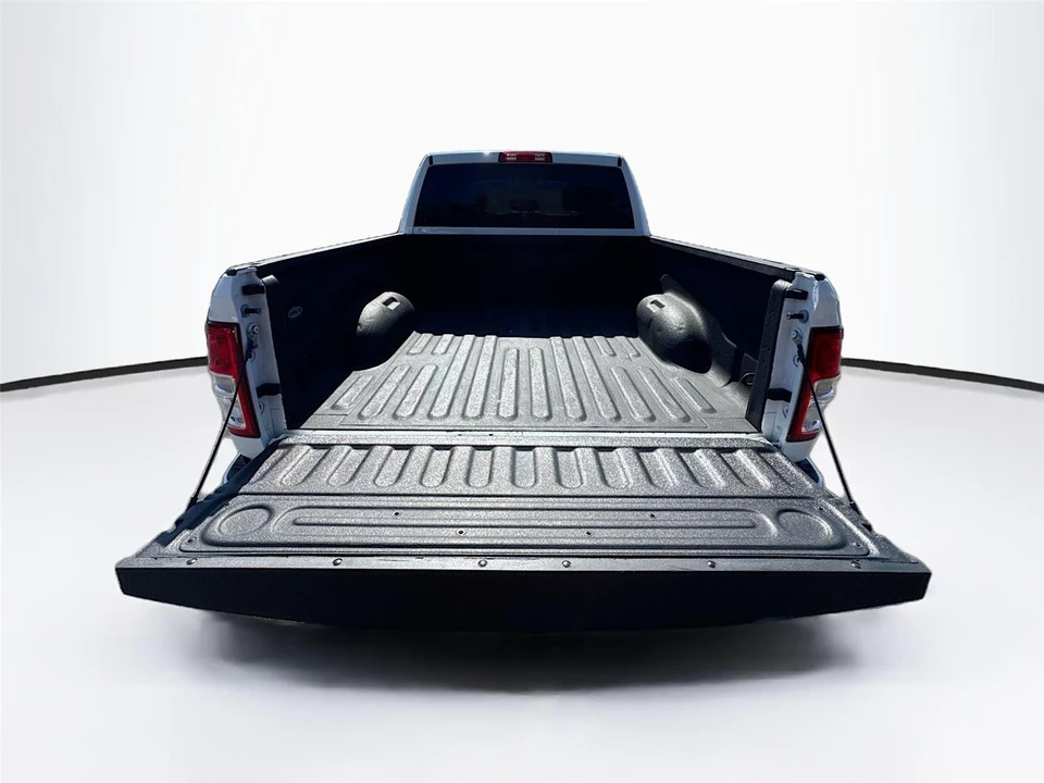 2021 Ram 2500 - Image 18 of 31